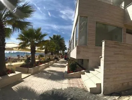 Beach Rruga E Agaveve Διαμέρισμα